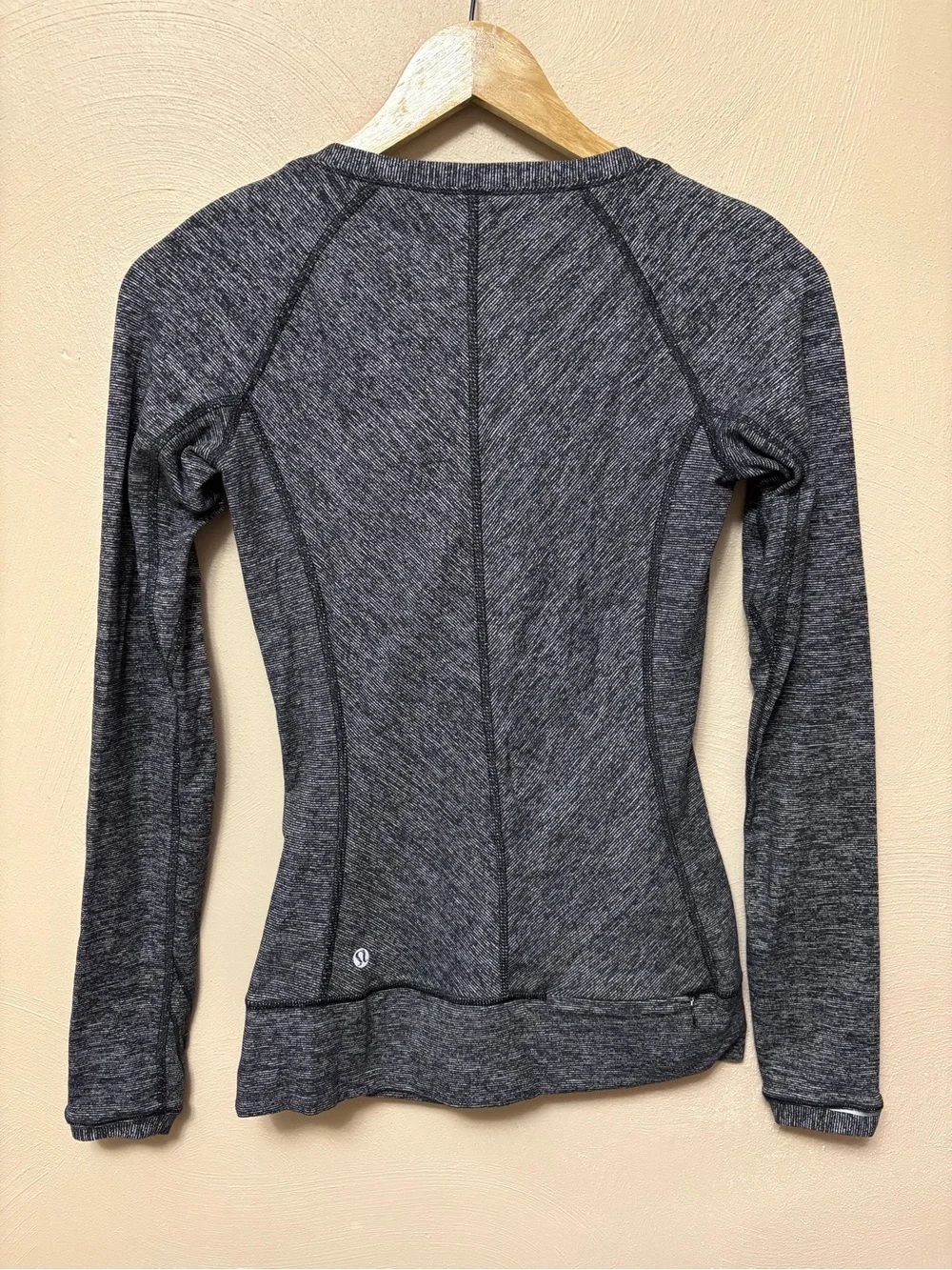 Lululemon Race Your Pace Long Sleeve Wee Stripe Black Heathered Black Size 2